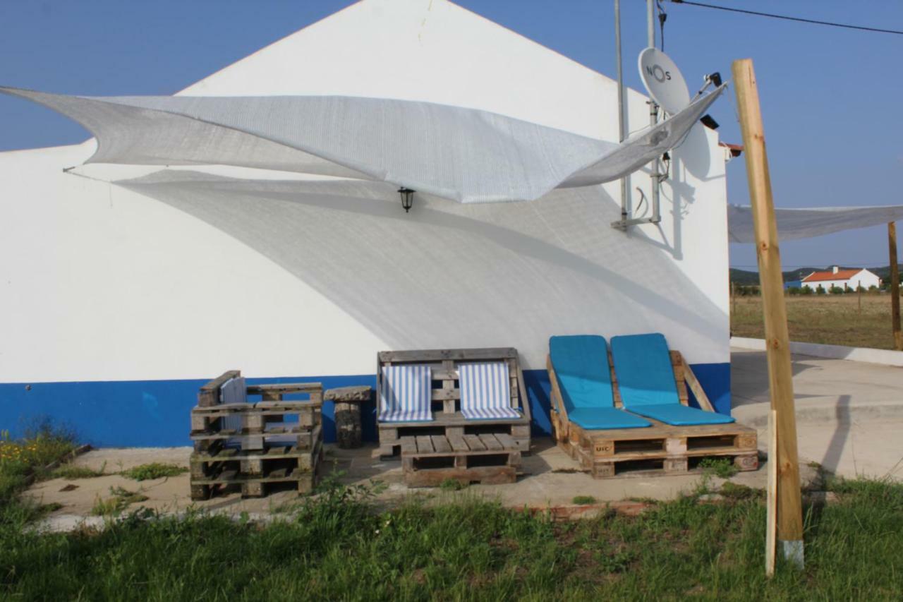 Hostal Monte Costa LuZ Porto Covo Exterior foto