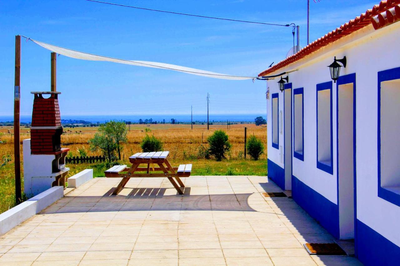 Hostal Monte Costa LuZ Porto Covo Exterior foto